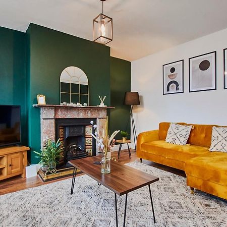 Stylish 2 Bedroom Flat - Close To Newcastle City Centre 게이츠헤드 외부 사진