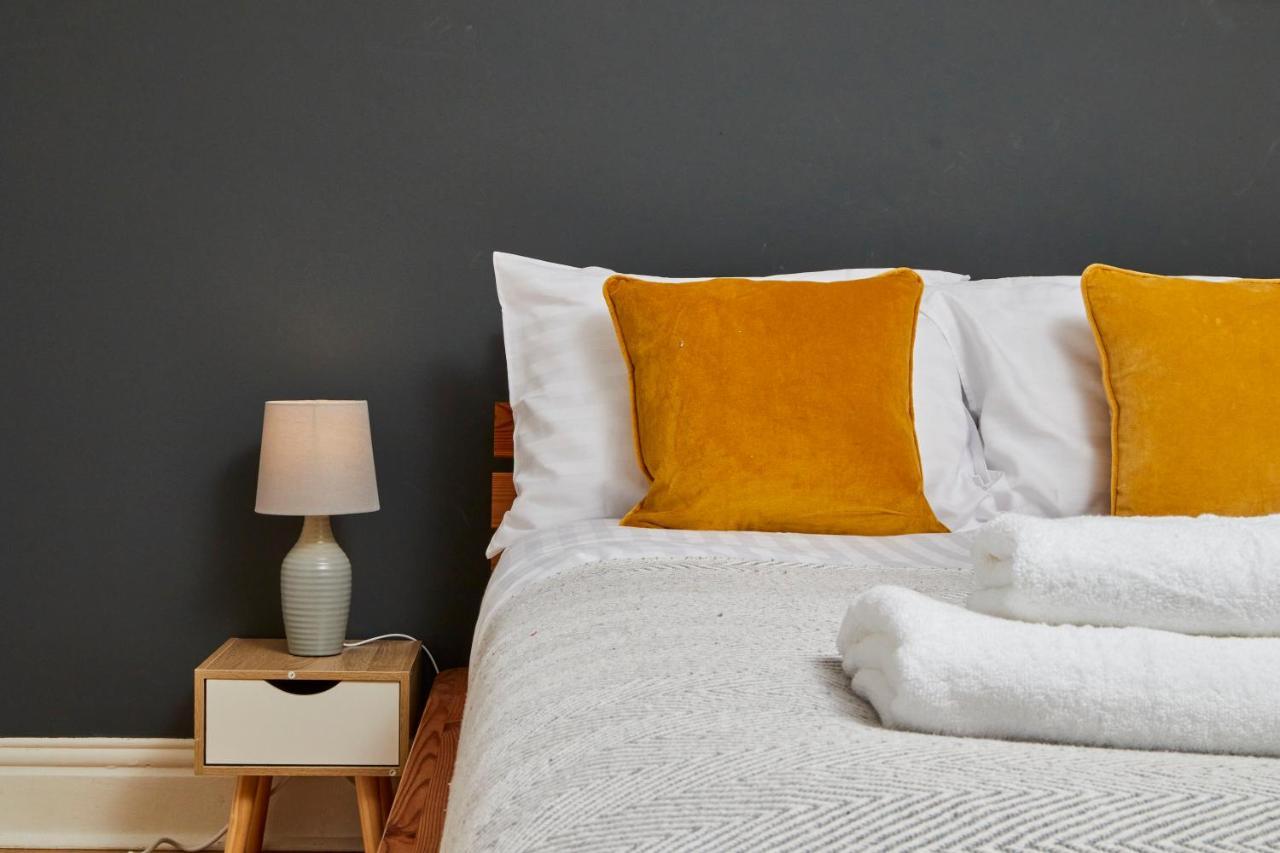 Stylish 2 Bedroom Flat - Close To Newcastle City Centre 게이츠헤드 외부 사진