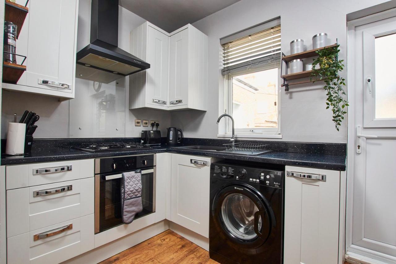 Stylish 2 Bedroom Flat - Close To Newcastle City Centre 게이츠헤드 외부 사진